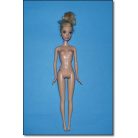  Mattel Disney Hamupipőke Barbie baba ruha nélkül, kék öntött nyakpánttal teljes alakban szemből fotózva