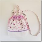 Kézi-, és válltáska Virágmintás