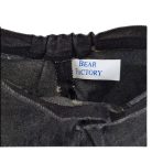 Eredeti szőtt Bear Factory márka textil címke a nadrágban