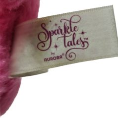 Eredeti bevarrt Sparkle Tales by Aurora textil címke a rózsaszín plüssön