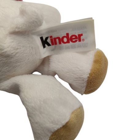 Eredeti Kinder bevarrt textil címke a megkímélt plüssön