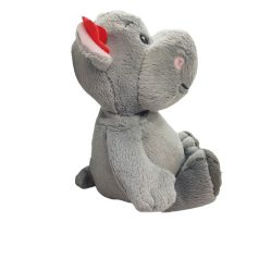 Kinder víziló plüss figura oldalnézetben ülő pózban