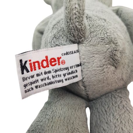 Eredeti Kinder bevarrt textil címke COD05EAS6 kóddal