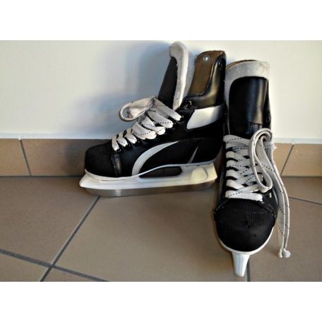 YASHIMA,férfi jégkorcsolya/ Méret: kb 39