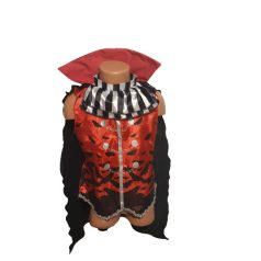 Vámpír jelmez felső + palást 4 év