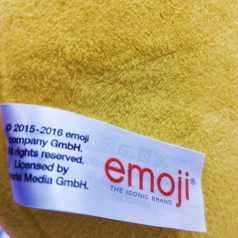 Emoji plüss párna Kacsintós csókos