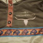 Férfi M pulóver YELLOWSTONE / Cowboy Indián jelmezhez?