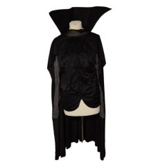 Fej nélküli lovas jelmez Drakula stb... 8-10 év