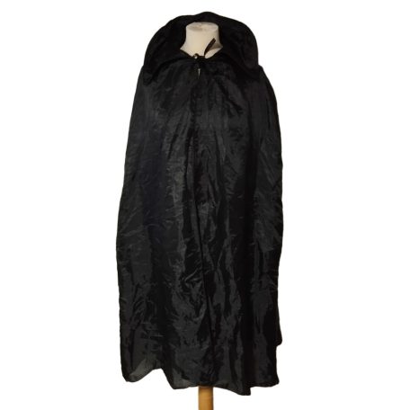 Fekete galléros köpeny