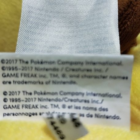 Pokémon Pikachu plüss Hangeffektekkel 50 cm Build-A-Bear 