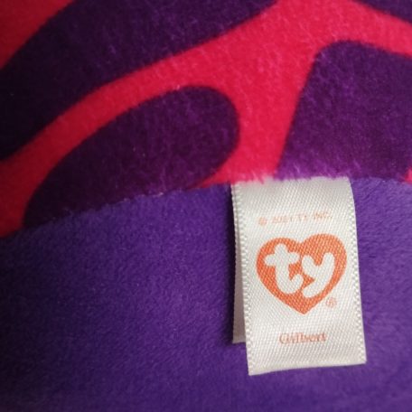 Eredeti fehér Ty logós bevarrt Gilbert textil címke a Squish-a-Boos plüssön