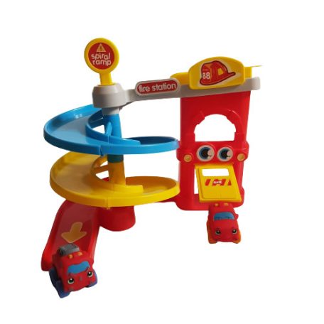 Tűzoltóság spirál rámpával kicsiknek