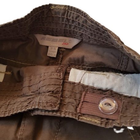 Rebel rövidnadrág 3-4 év