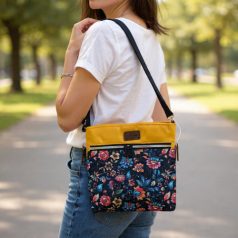   Virágos válltáska – Mustársárga, vízlepergetős 26x26 cm